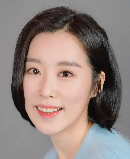 بیوگرافی Kim Hye Won