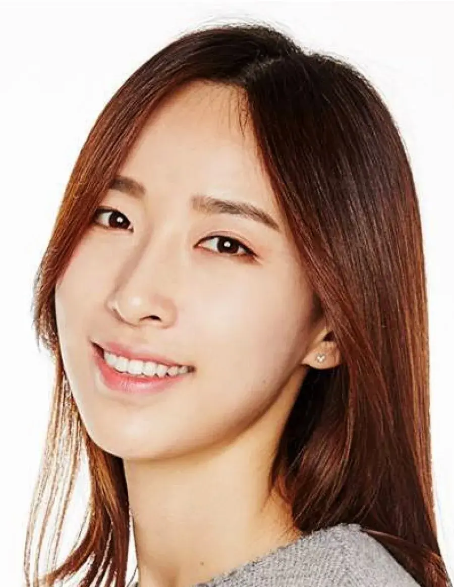 بیوگرافی Yoo Ji Hyun