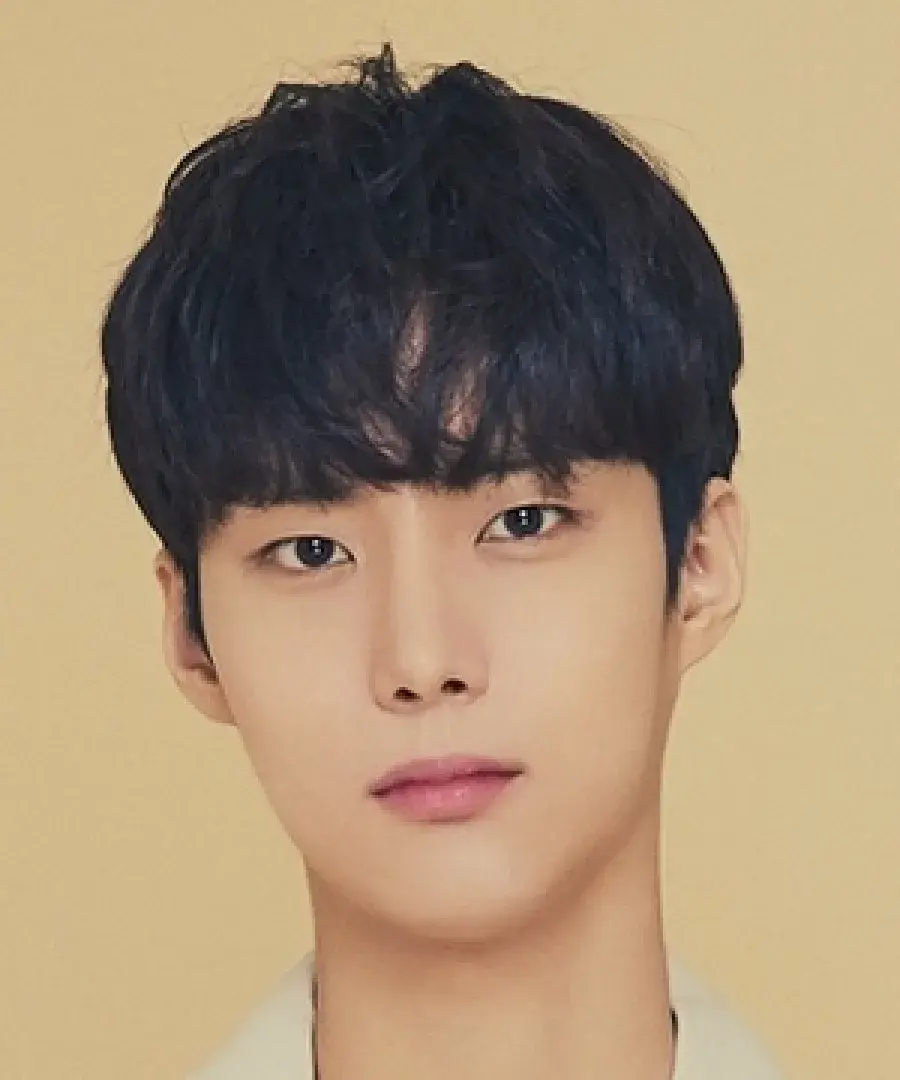 بیوگرافی Choi Kyung Hoon