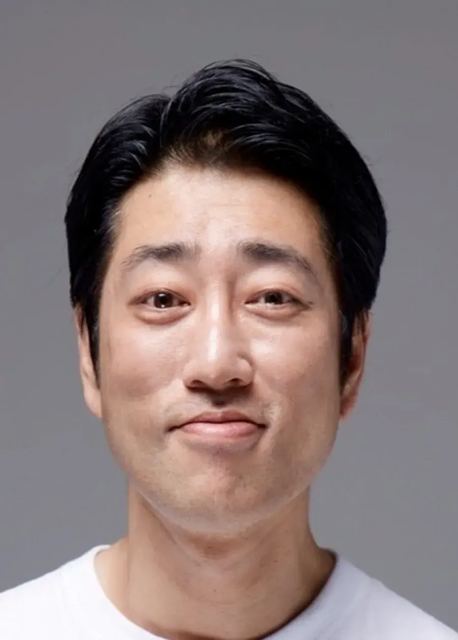 بیوگرافی Lee Yoo Soo