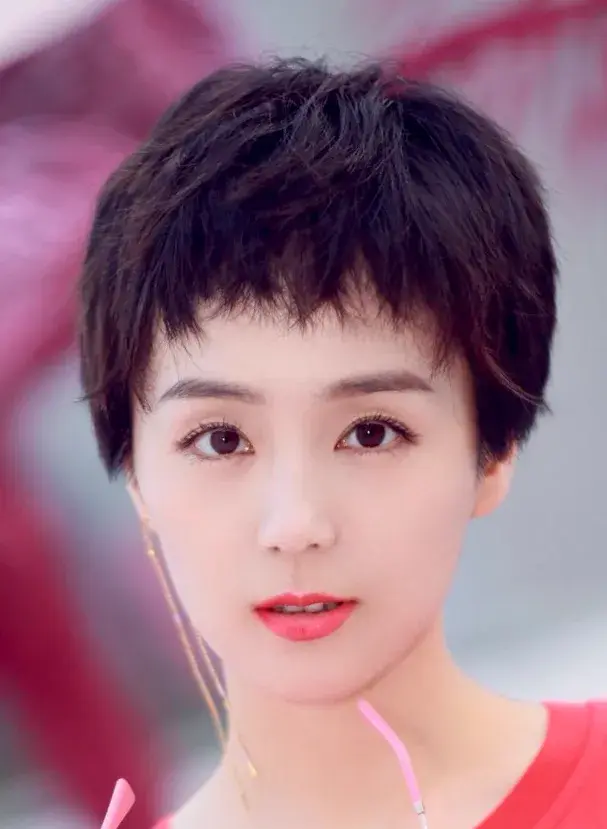 بیوگرافی Xi Xue
