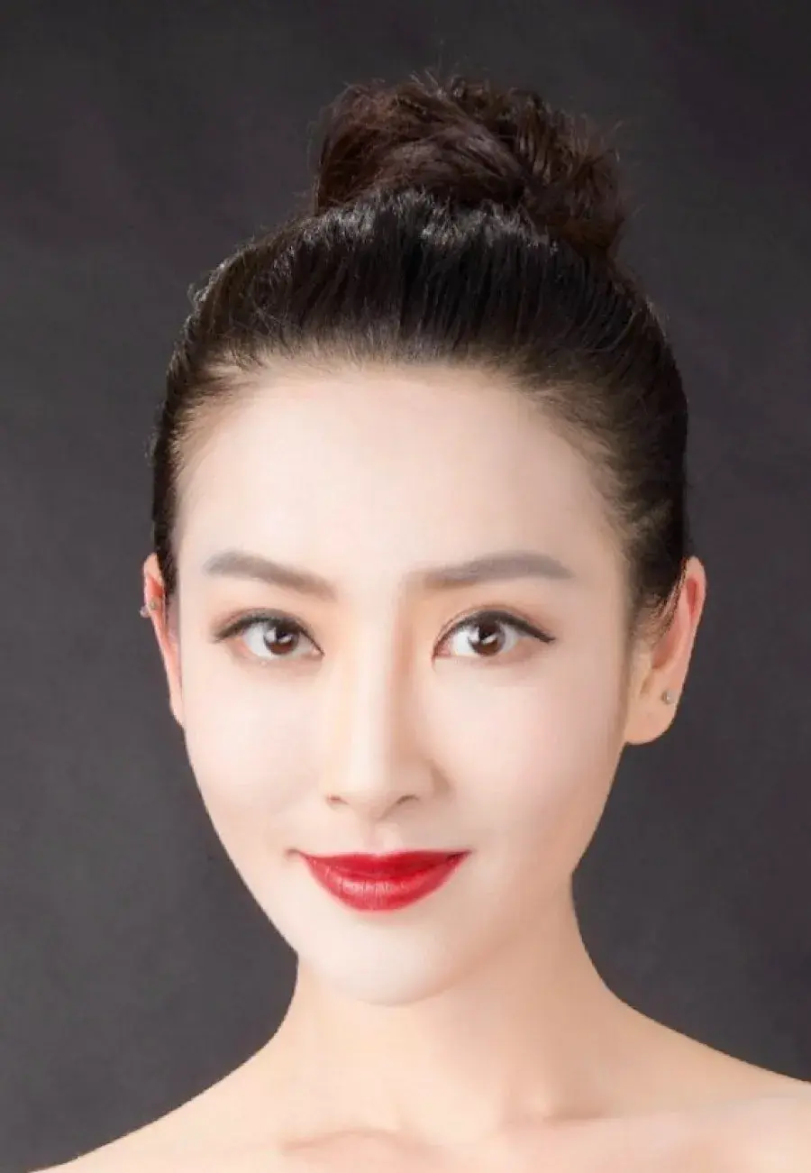 بیوگرافی Yang Qing