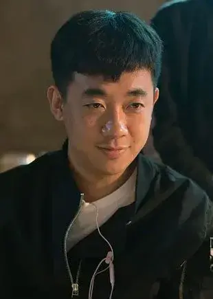 بیوگرافی Zhou Nan