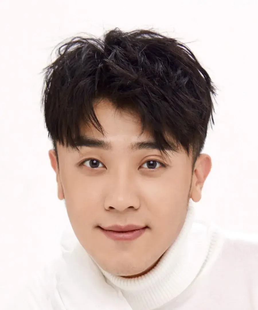بیوگرافی Yang Jun Yu