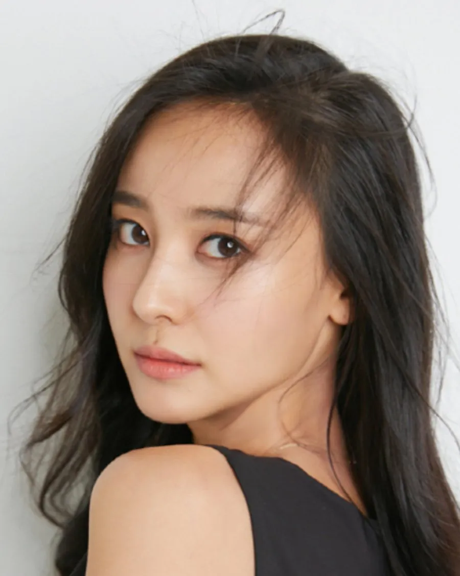 Kang  Byul