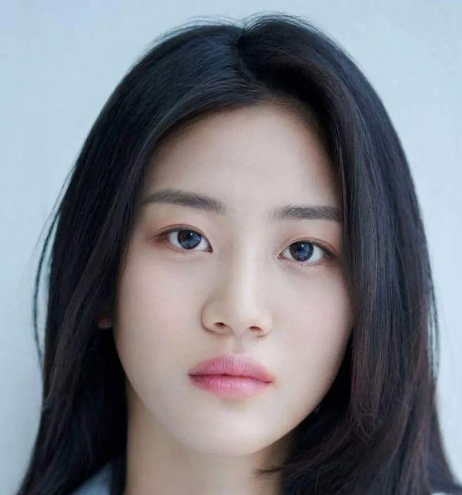 Hong Hwa Yeon