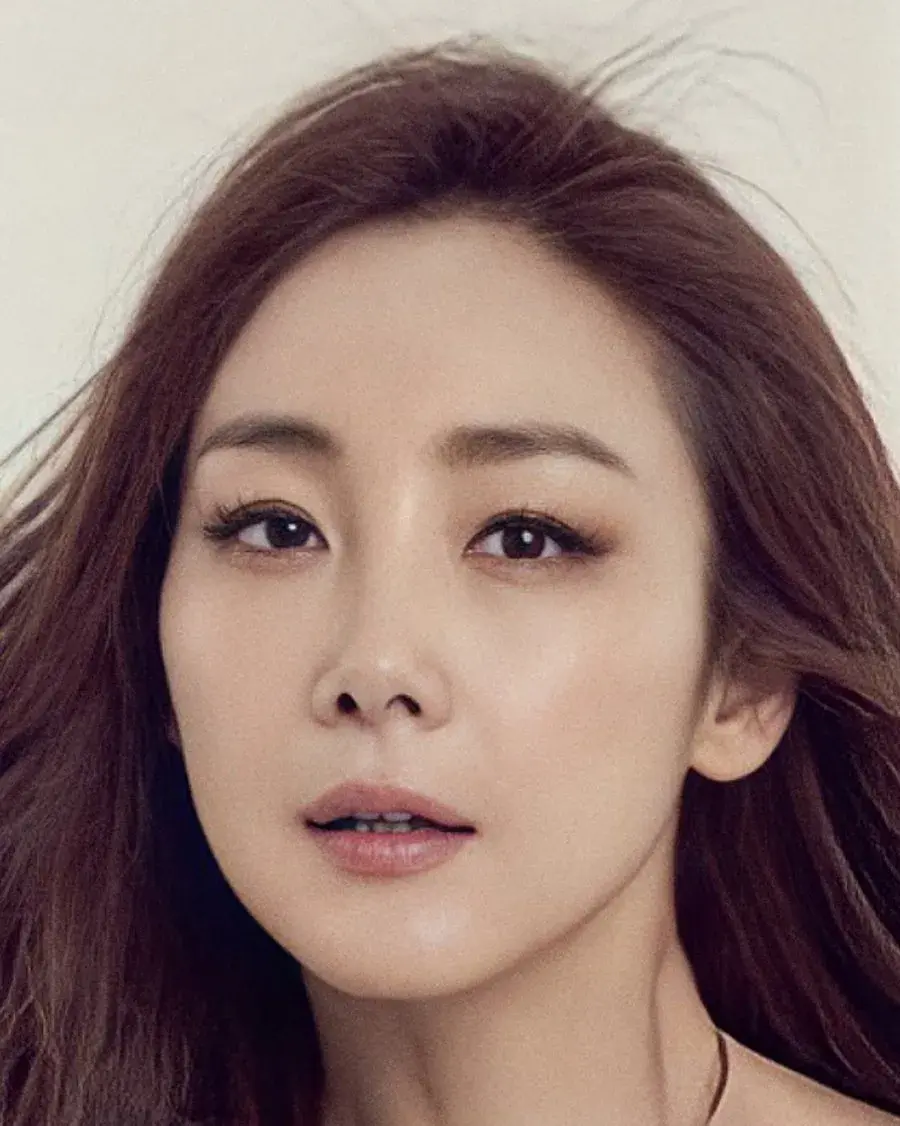 بیوگرافی Choi Mi Hyang