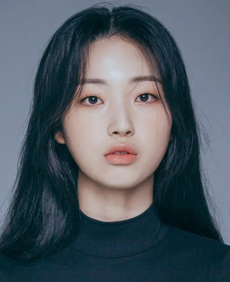 بیوگرافی Kim Jin Young