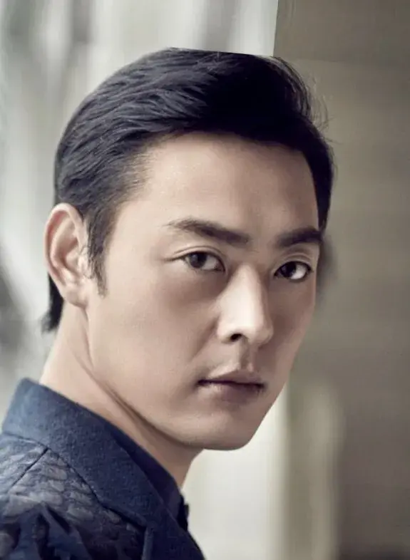 بیوگرافی Zhang Tong