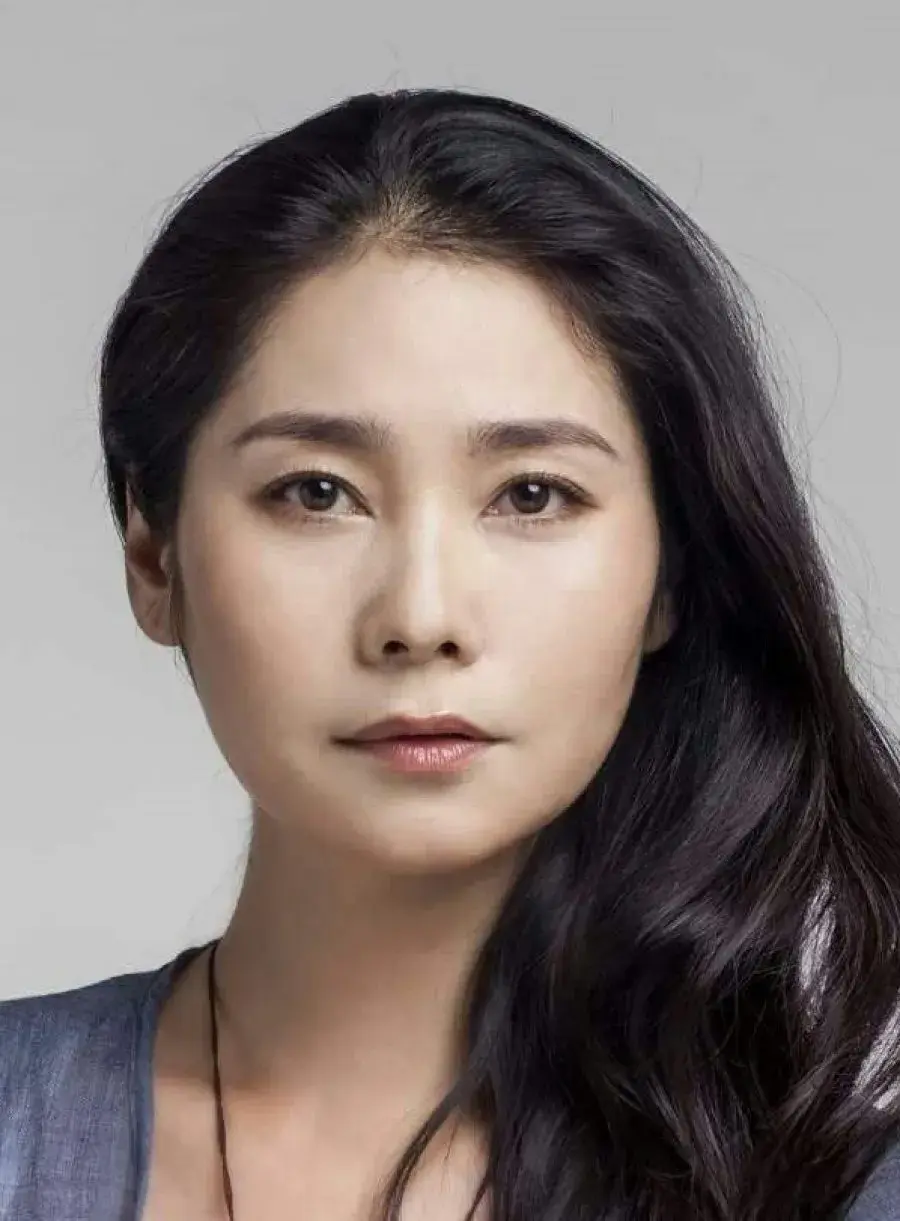 بیوگرافی Xiong Xiao Wen