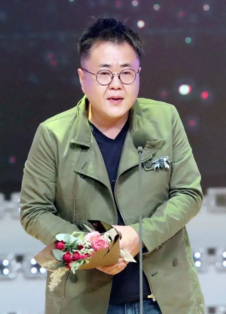 بیوگرافی Hwang Sung Goo