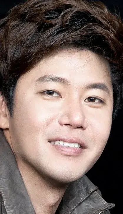 بیوگرافی Song Hyun Jin