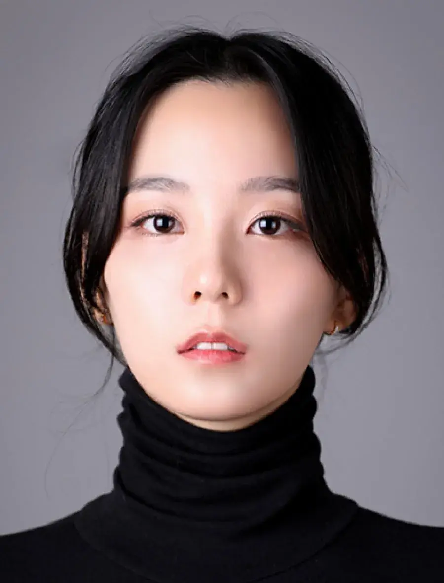 بیوگرافی Yeon Si Woo