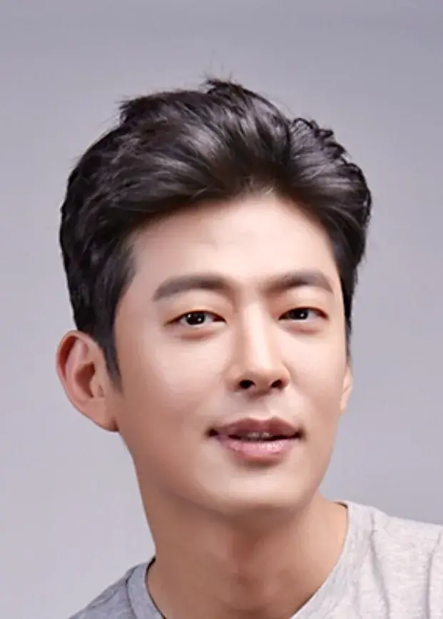 بیوگرافی Lee Chang Wook