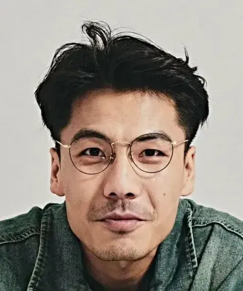 بیوگرافی Zheng Xing Xing