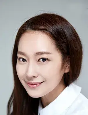 بیوگرافی Kim Min Ji