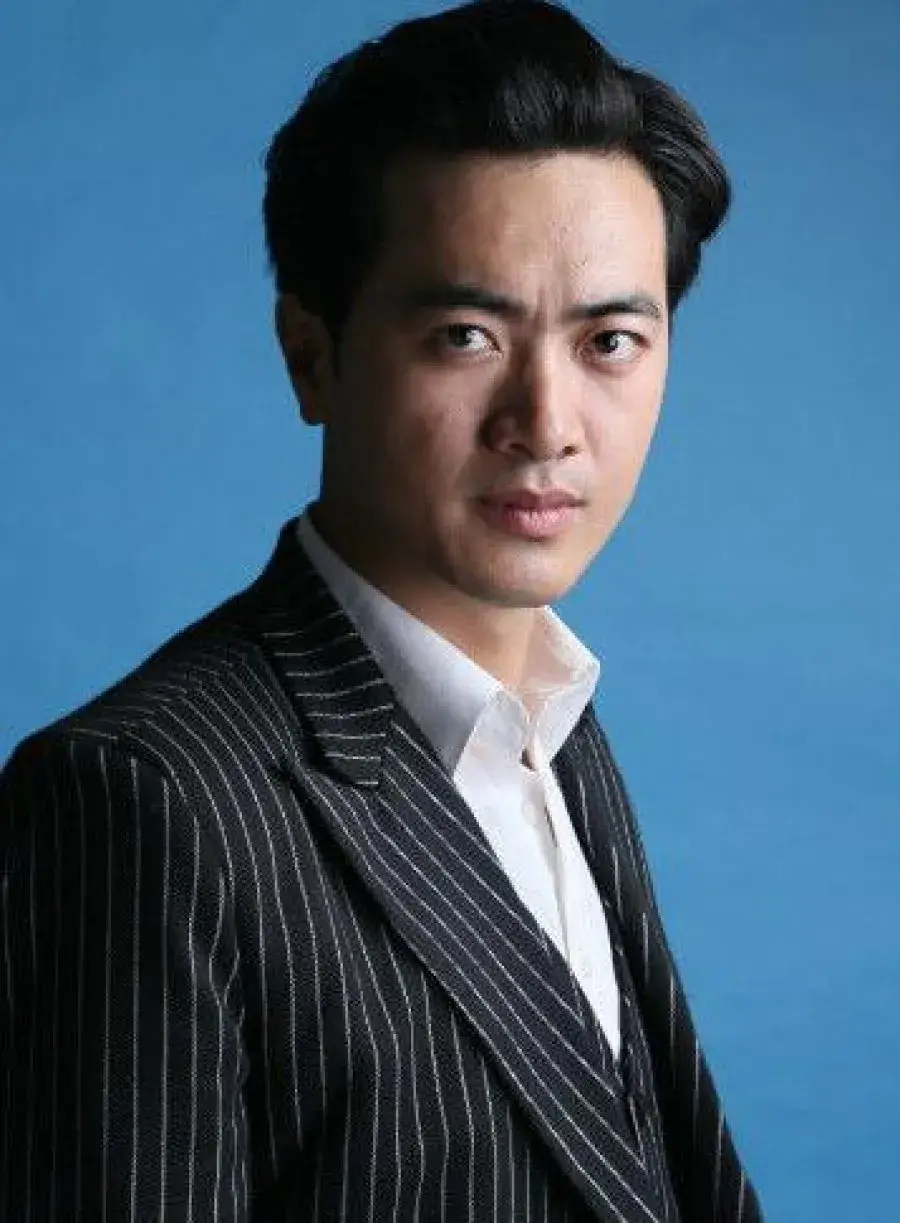 بیوگرافی Fang Shuai