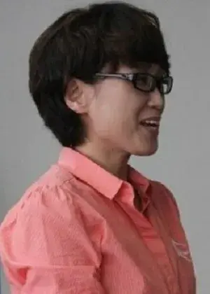 بیوگرافی Yoon Kyung Ah