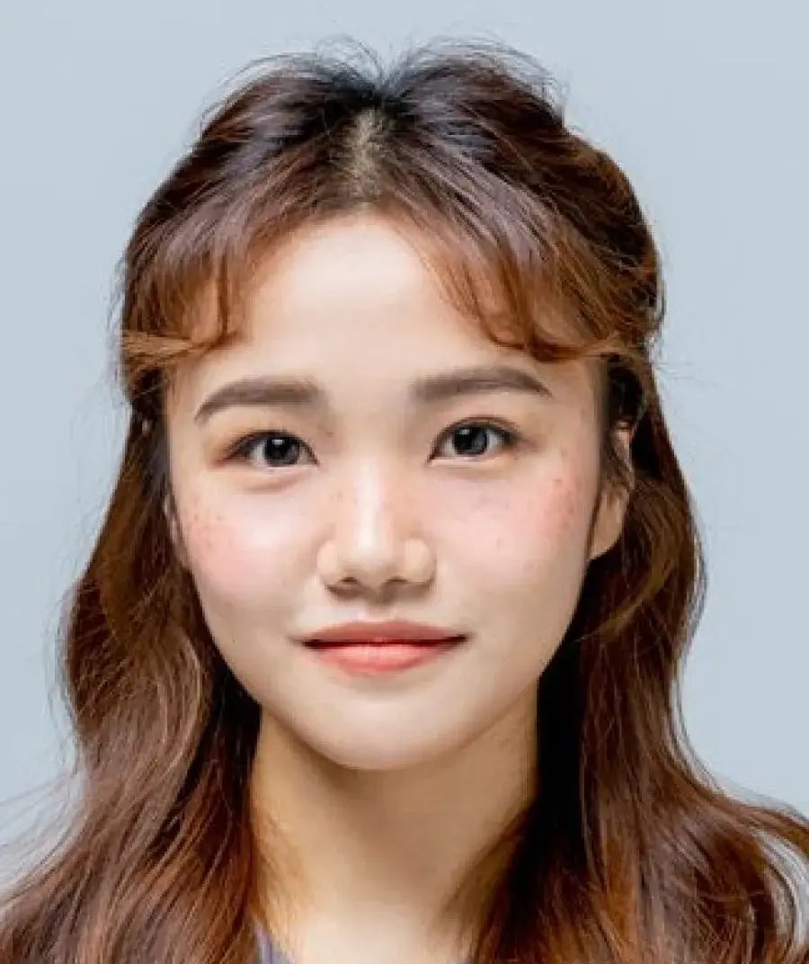 بیوگرافی Hong Na Hyun