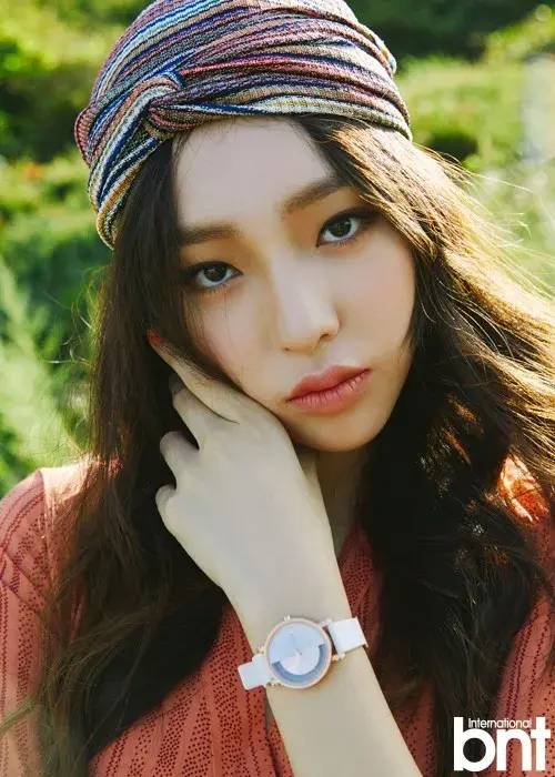 بیوگرافی Park Ji Young