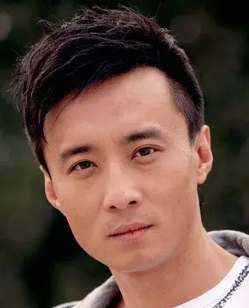 بیوگرافی Gao Zi Feng