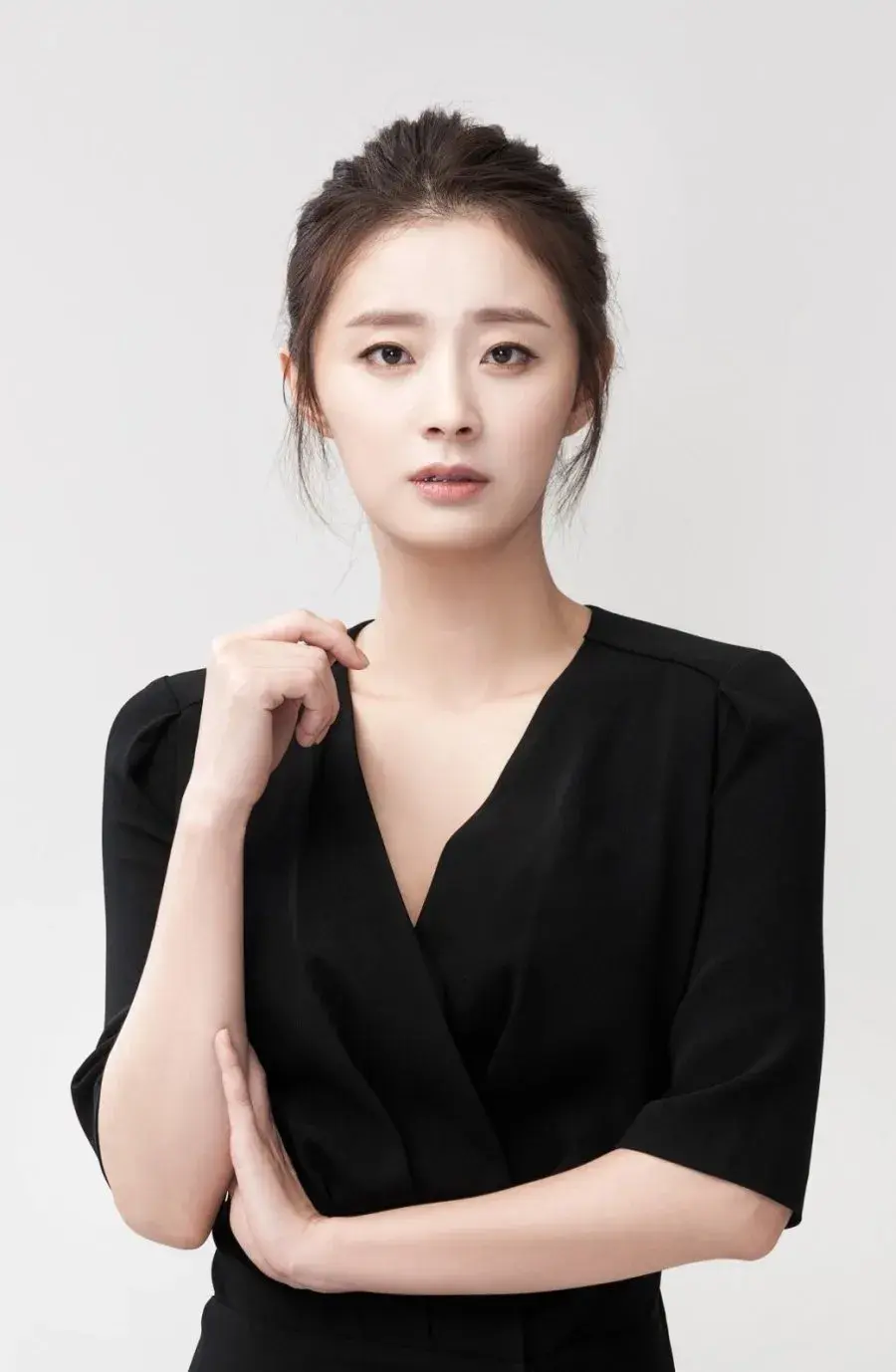 بیوگرافی Yeom Ji Young