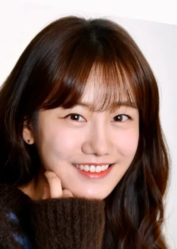 بیوگرافی Jung Min Ah
