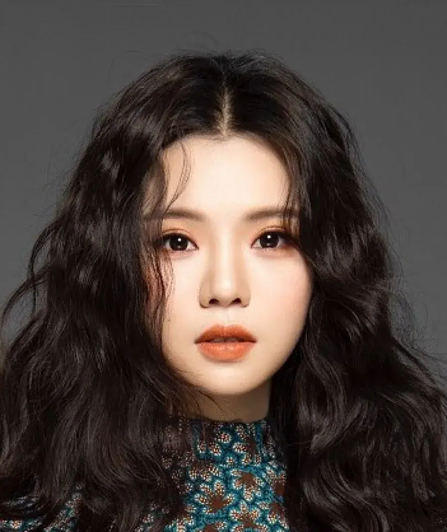 بیوگرافی Zhang Mi Mi