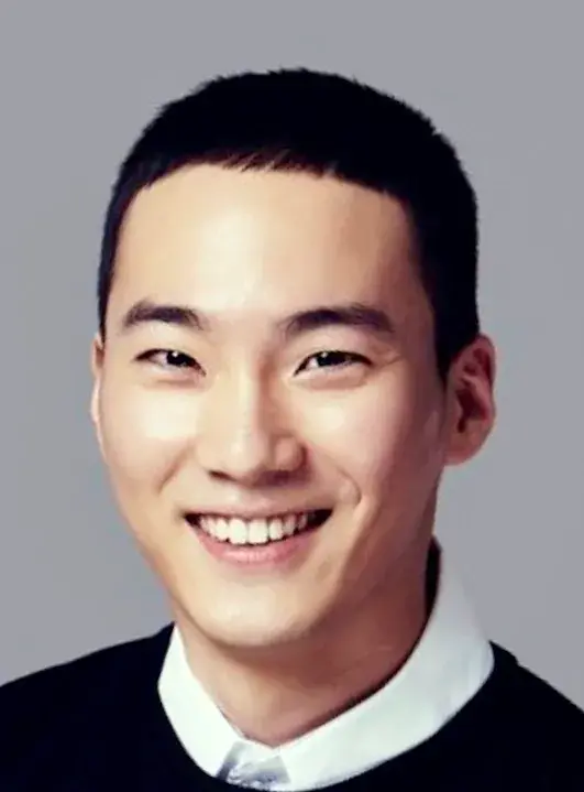 بیوگرافی Lee Hong Nae