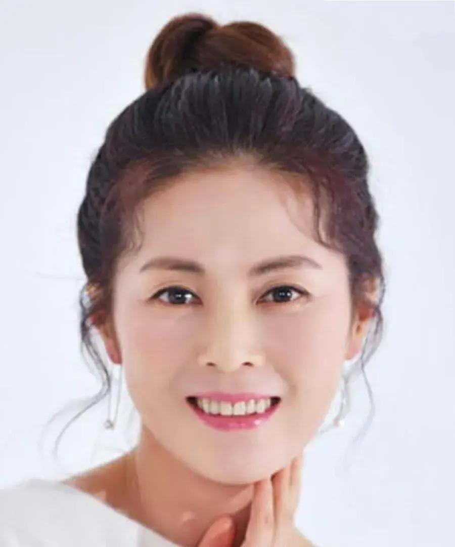 بیوگرافی Kim Mi Ra