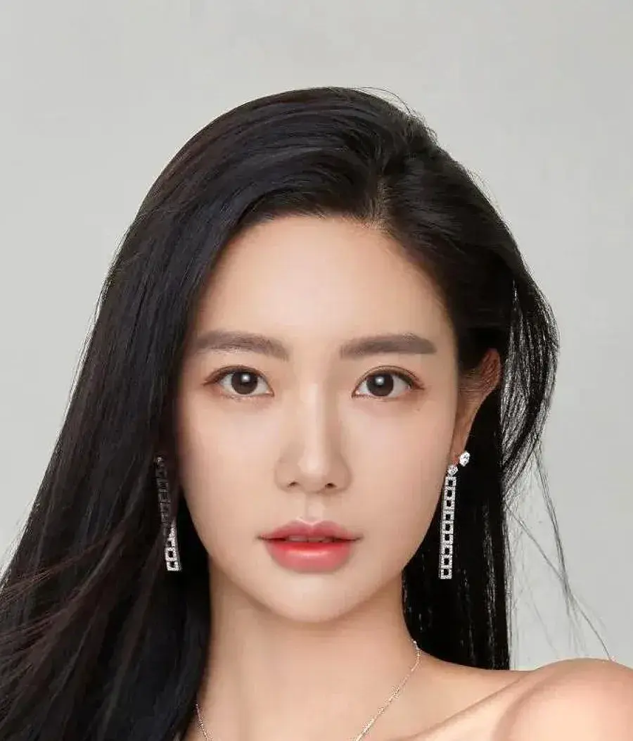بیوگرافی Lee Sung Min