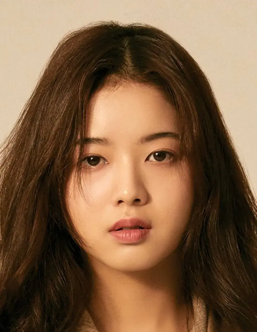 بیوگرافی Roh Jeong Eui