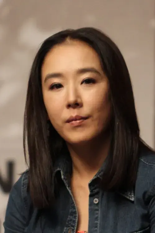 بیوگرافی Kang Soo Yeon