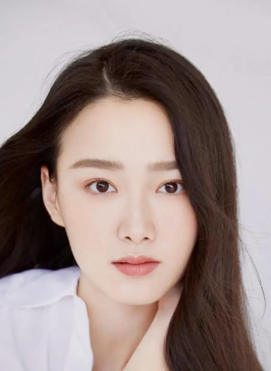 بیوگرافی Li Yun