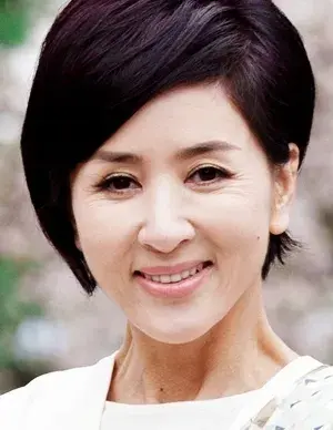 بیوگرافی Lee Hye Sook