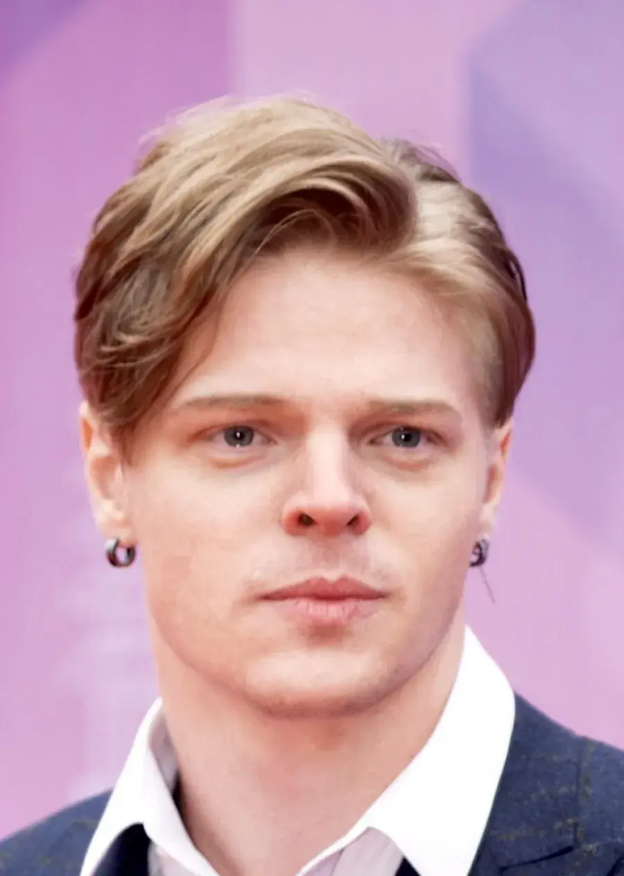 بیوگرافی Rezanovics Dmitrijs