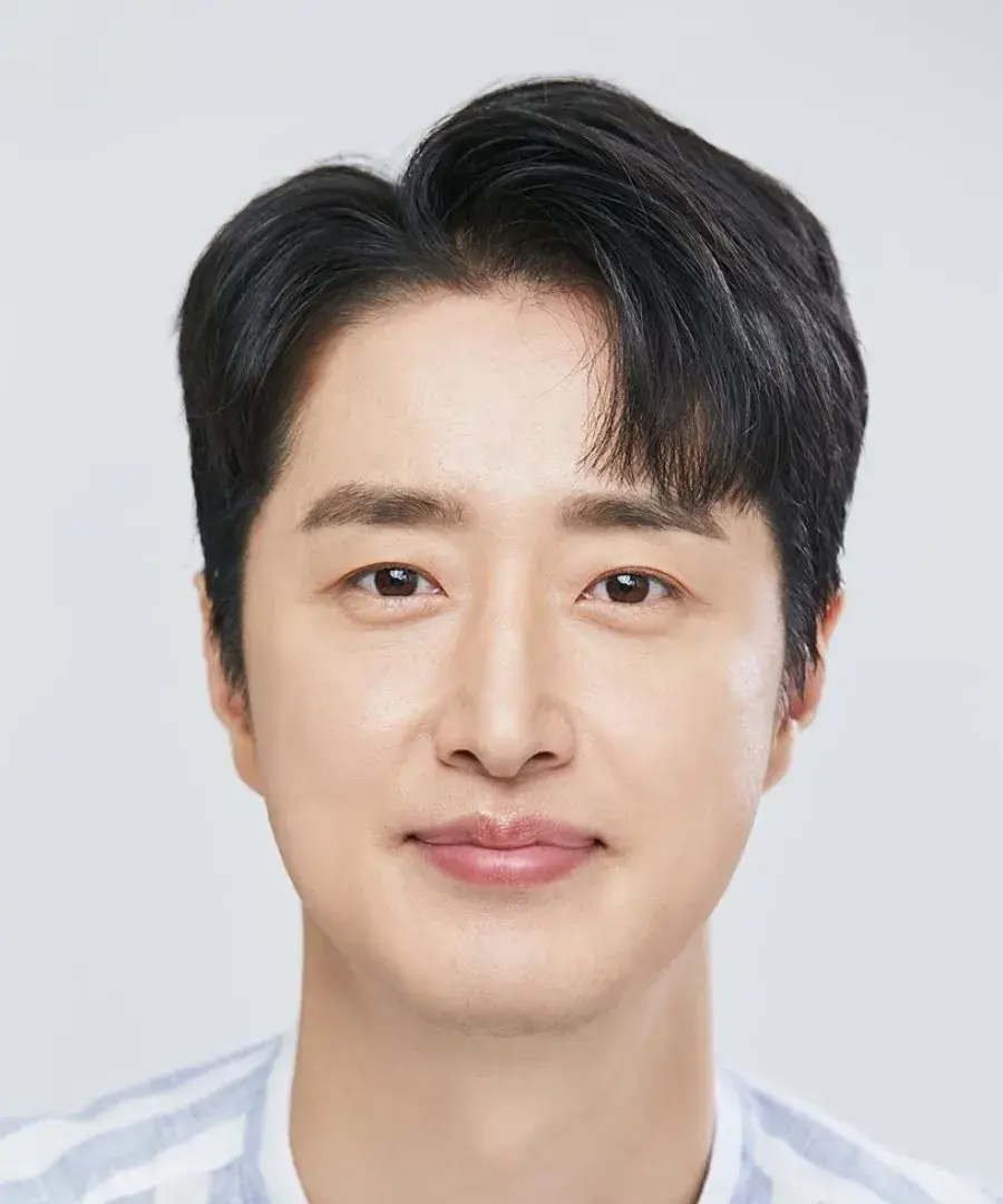 بیوگرافی Nam Jung Woo