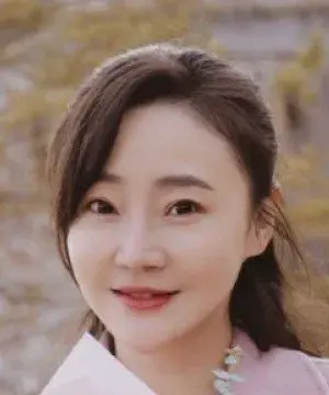 بیوگرافی Yang Miao