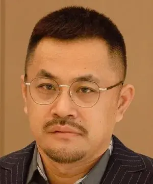 بیوگرافی Cheng Zhen