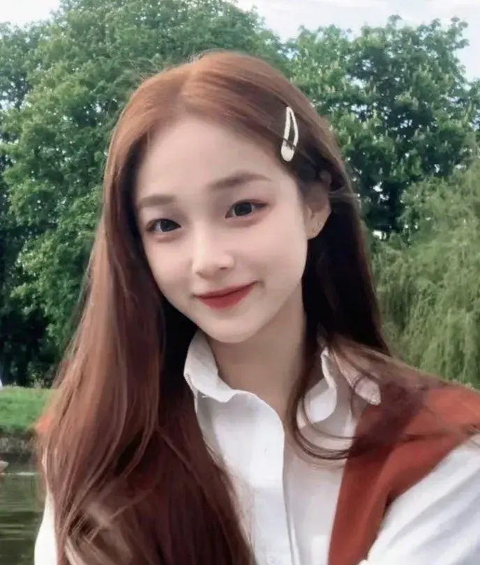 بیوگرافی Dong Yue Yu
