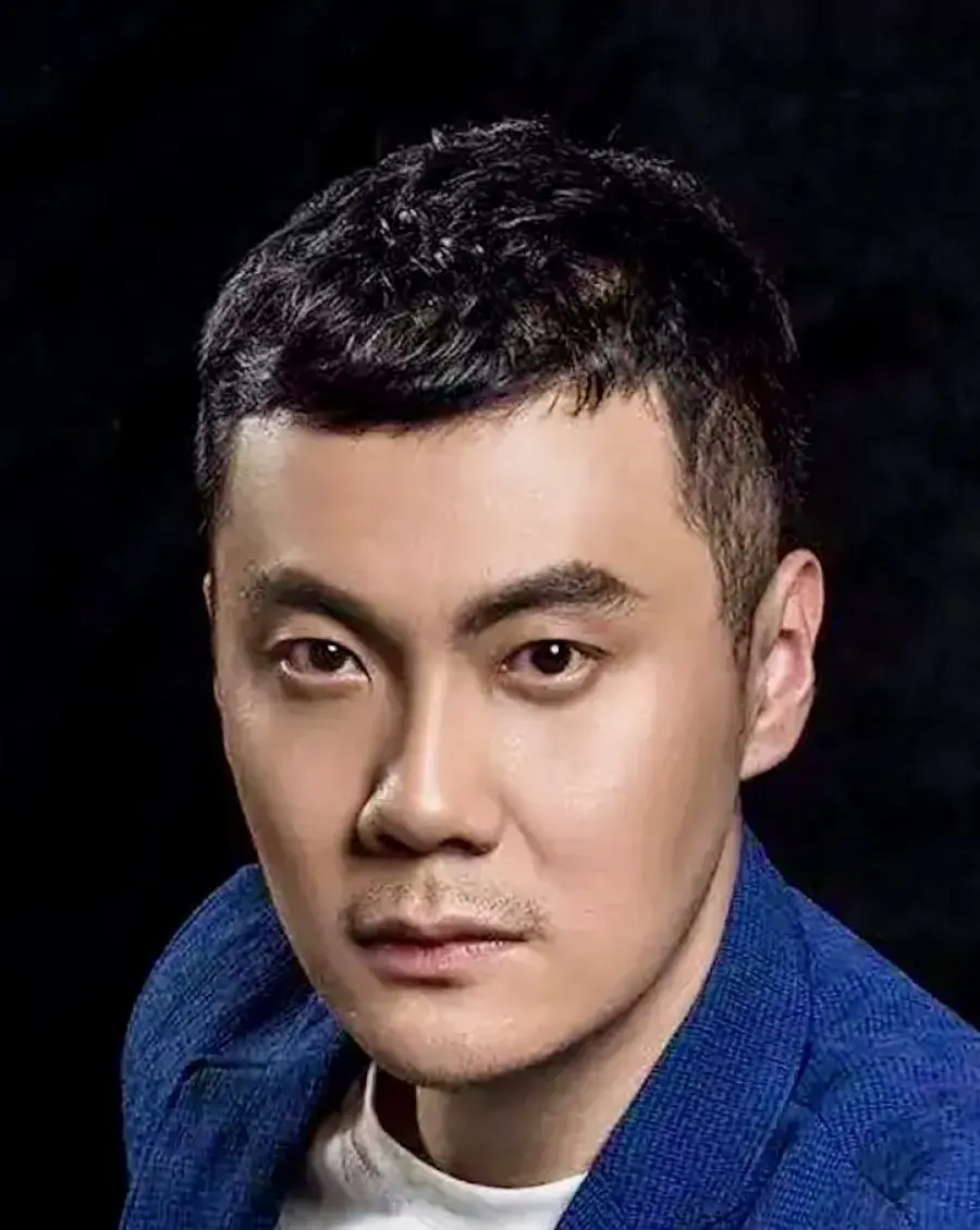 بیوگرافی Yu Xiao Ming