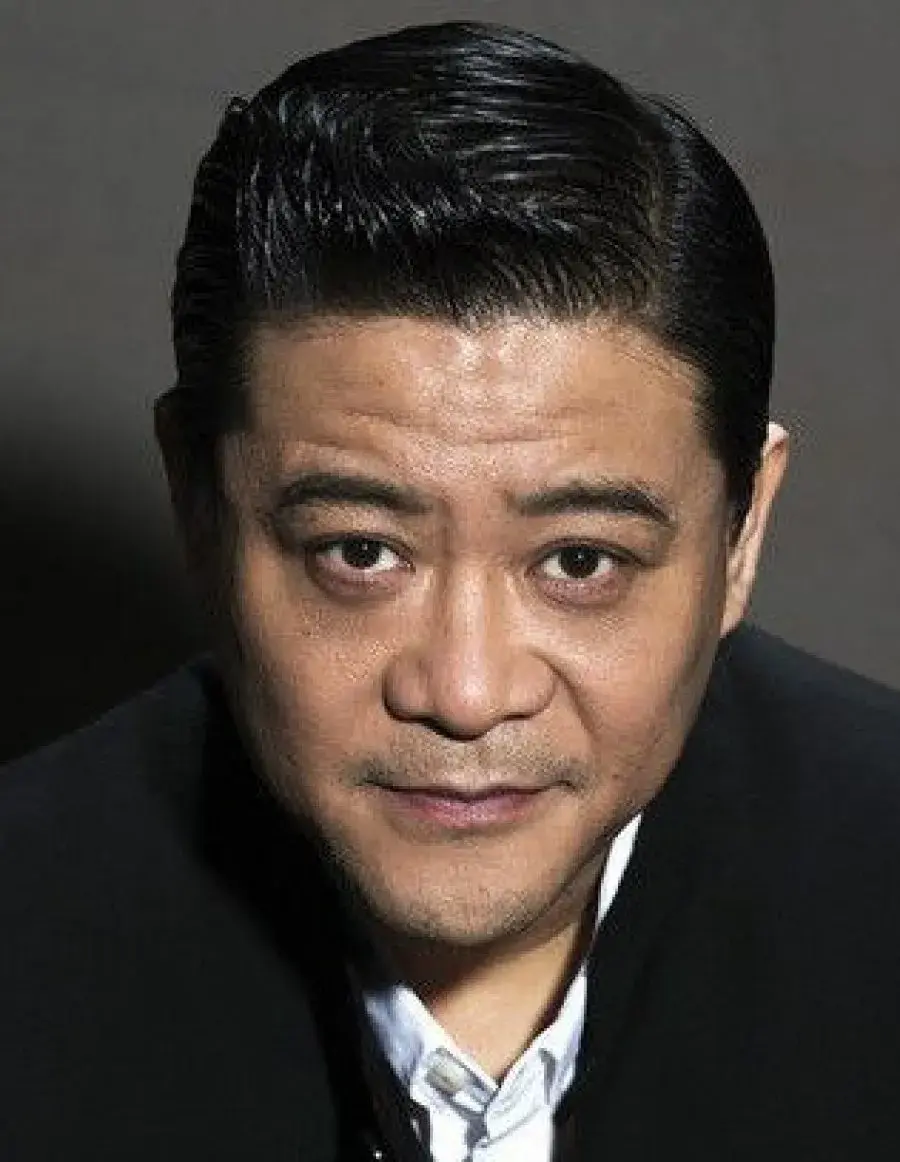 بیوگرافی Jiang Tong