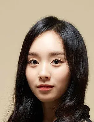 بیوگرافی Lee Han Na