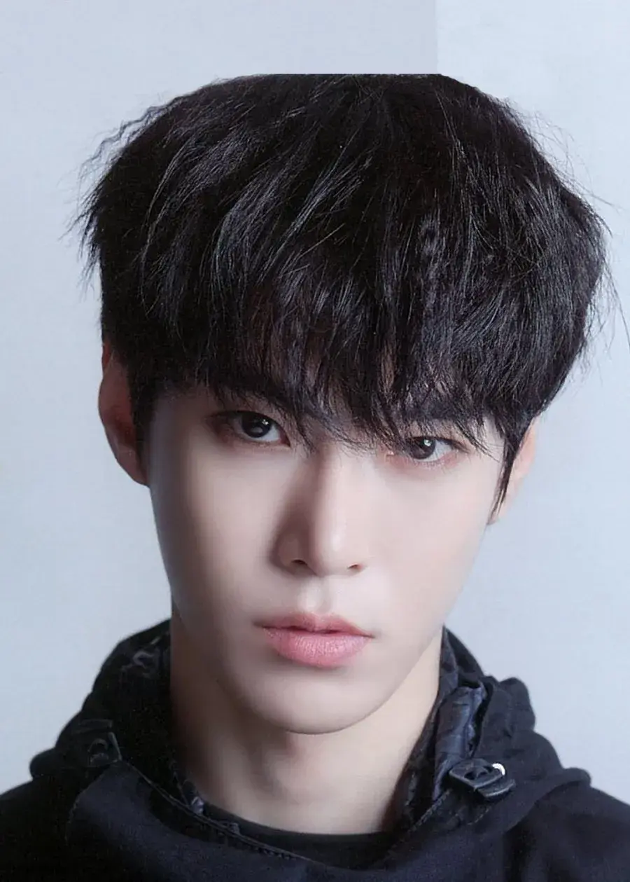 بیوگرافی Kim Dong Young