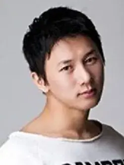 بیوگرافی Kwon  Moon Chul