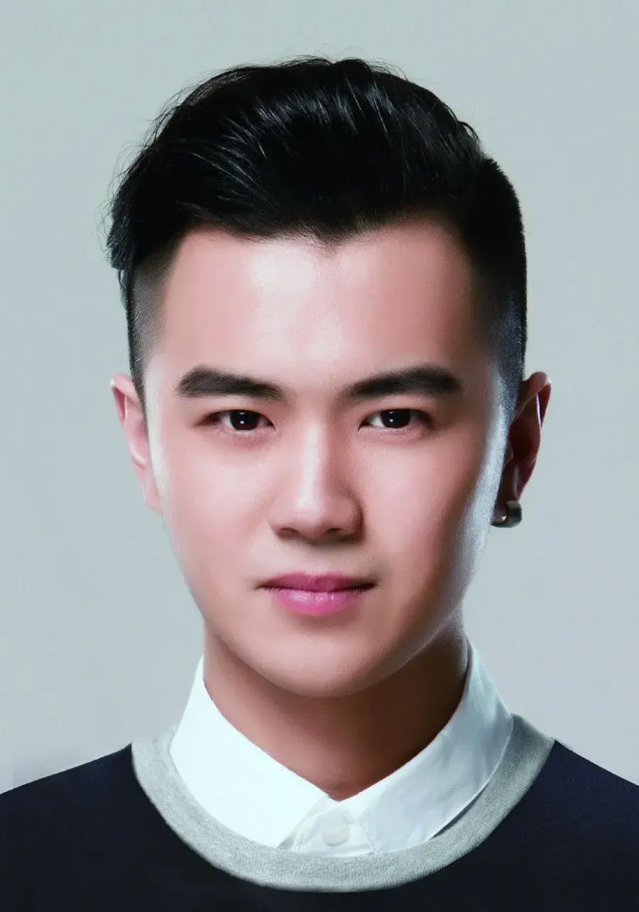 بیوگرافی Li Si Cheng