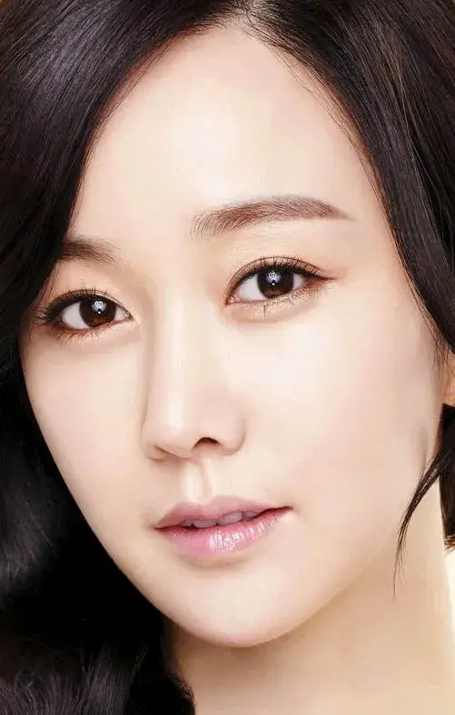 بیوگرافی Kim Min Seo