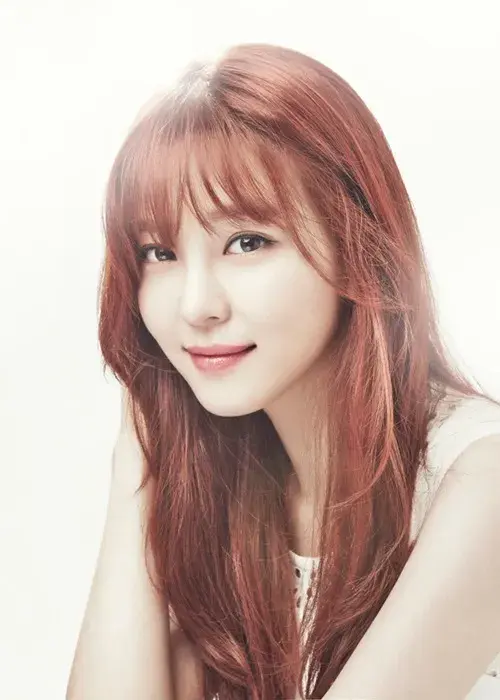 بیوگرافی Lee Seul Ah