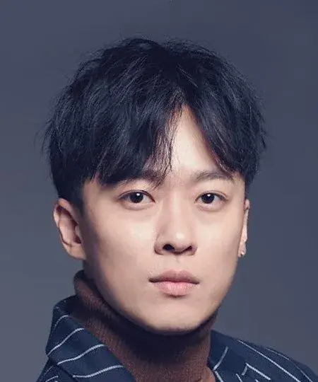 بیوگرافی Li Hao Xiu