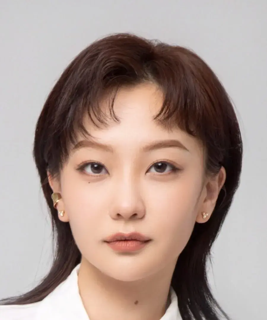 بیوگرافی Leng Xin Qing
